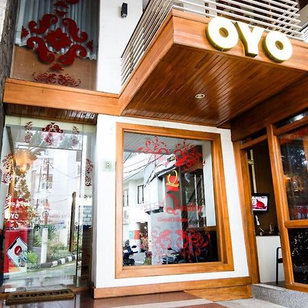 Oyo 229 Hi Quality Hotel Bandung Kültér fotó
