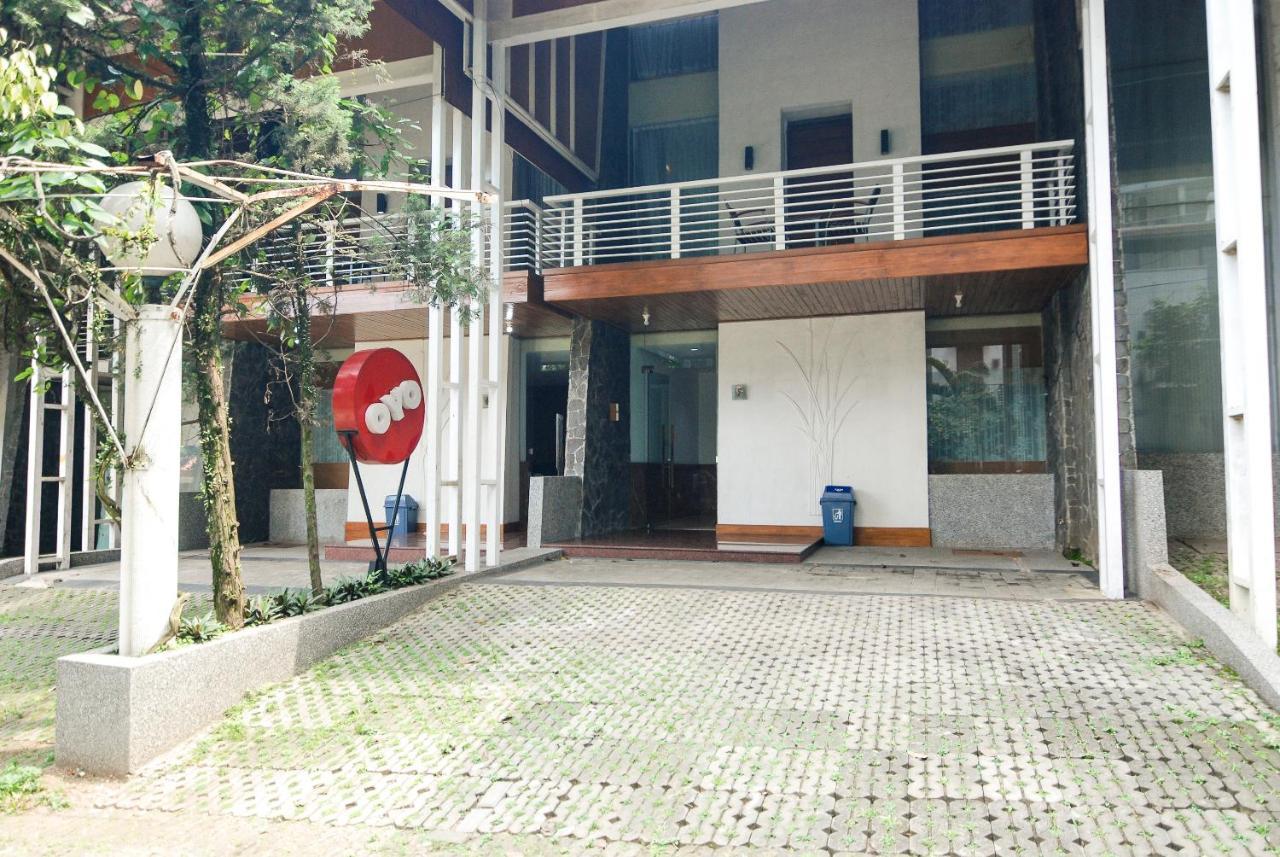 Oyo 229 Hi Quality Hotel Bandung Kültér fotó