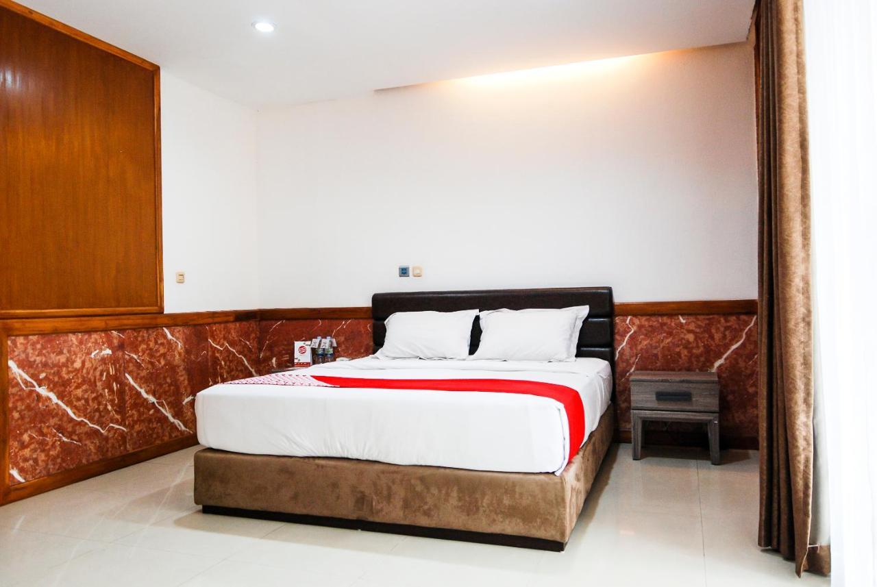 Oyo 229 Hi Quality Hotel Bandung Kültér fotó
