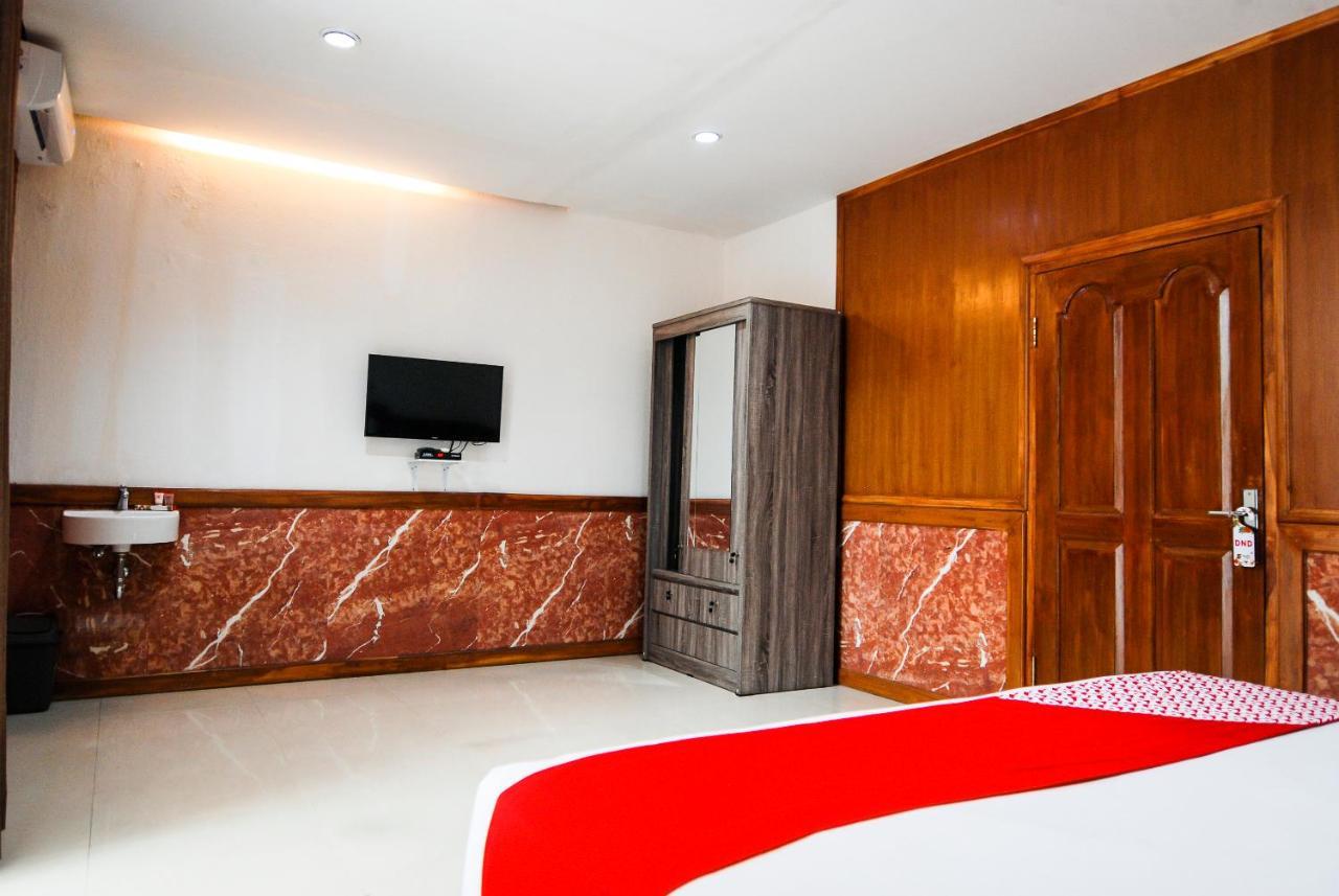Oyo 229 Hi Quality Hotel Bandung Kültér fotó
