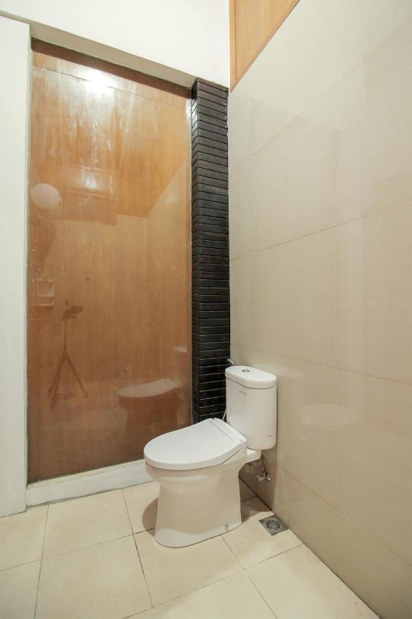 Oyo 229 Hi Quality Hotel Bandung Kültér fotó