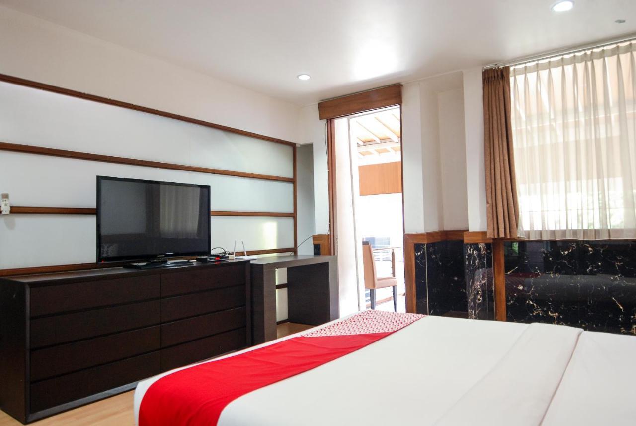 Oyo 229 Hi Quality Hotel Bandung Kültér fotó
