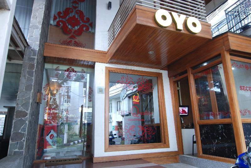 Oyo 229 Hi Quality Hotel Bandung Kültér fotó